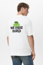 RahRaha Hustle White T-Shirt for Men – Back graphic with green RahRaha character and “We Chase Legacy” slogan