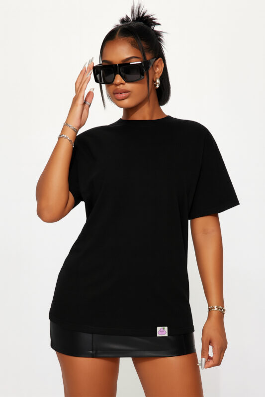 RahRaha Relentless Black T-Shirt for Women – Front view minimalist black oversized fit